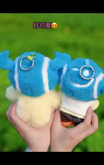 好可爱我更加喜欢那个包哈哈
