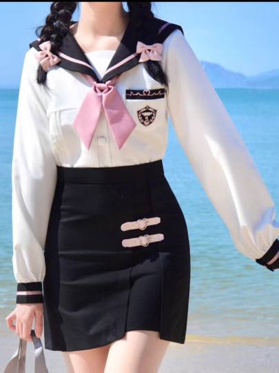 城南诗中意家的蔷薇情书JK水手服包臀裙长袖衬衣+短裙+领结 S码前娘收的，穿一洗一 个人一直很喜欢但是转风格了忍痛割爱