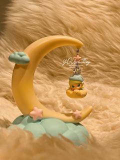 这个系列的萌粒太招人稀罕了
特意选了美丽小皇冠👑来搭配
我