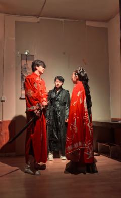 真小丑!纯小丑!受气包!作者有点歹毒了!纯日本人!忍辱负重,