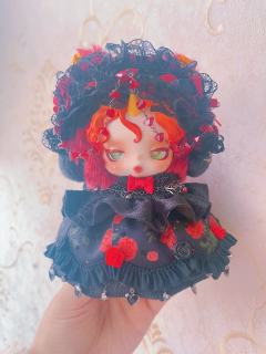 今天是余晖烁烁的穿搭分享哦！
一见实物就感觉和午夜玫瑰娃衣巨