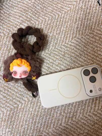 是可可爱爱的栗子哦，到手迅速编了绳