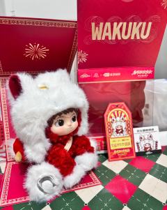 戳中我心巴上 太喜欢了💕 快递一到立马拆盒 ！！
白色小帽