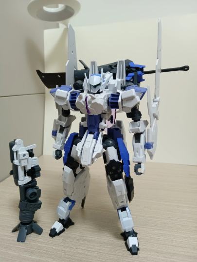 麦德雷特
型号 eEXM-174-3S
行动代号 镰刀盔
所属阵营 地球联合军
数据 格斗12 射击6 结构10 机动12
武器 七式重刃 近战 实体
翼盾镰刀 近战 实体
重型步枪 远程 光束

其