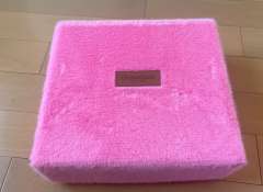 周杰伦赠送联名chouchou黑金限定礼盒
内含：
周同学棕