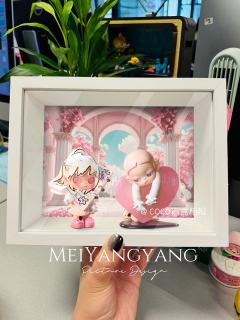 从前从前，有个人爱你很久
在日光下，慢慢说给你听
相框- c