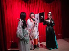 花枝招展版爹陪出马,谁与争锋!
🕵️体验角色:艾怜
💁�