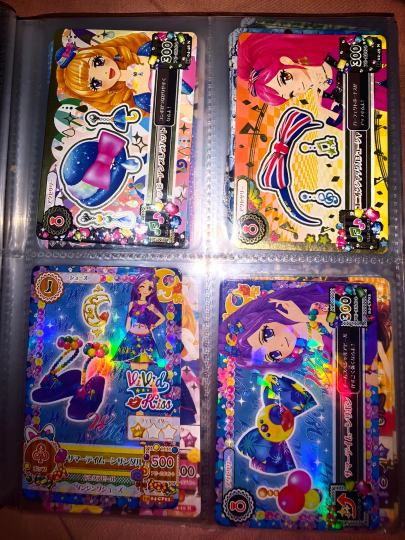 问问下面那两张什么价🥺