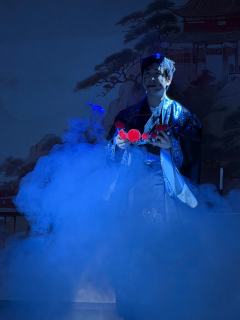 ￼ 剧本杀史上打过最委屈的角色出现了「带我走吧。我不要你袖手