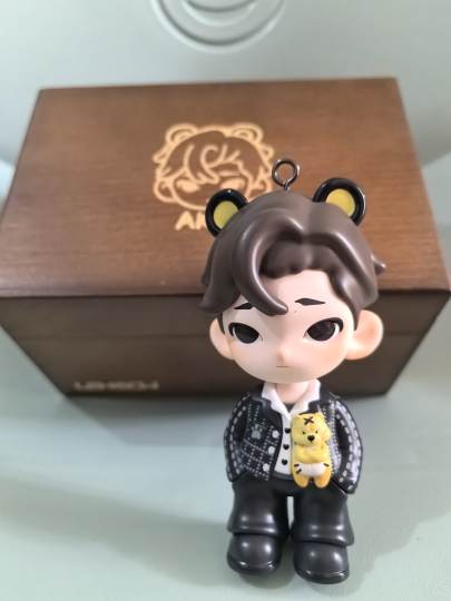 阿空这个新系列的小小勇气的吊卡很赞呀，连包装盒都做的很有心思哦，爱了爱了～～