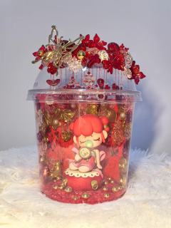 粗糙手工人的周末～
想看大家的手办摆台～～