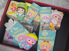 买了N年的玩意...今天拆开也是离大谱了😱
买时拆盒看过卡