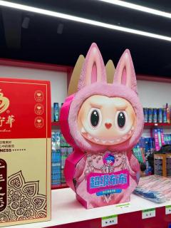 拉布布实火，占领中国新春市场（图源自网络）