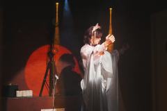 你有那么权威的姐姐进入青白副本
本场卡司 :贝贝 可乐 知