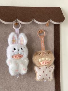 这套mini毛绒挂件敲可爱~ 每一个都有独特的性格设定 豆袋