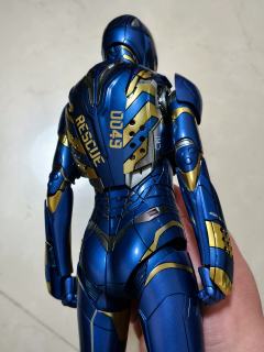 HOTTOYS﻿ MK49 小辣椒随拍第二波
面雕相当细节，