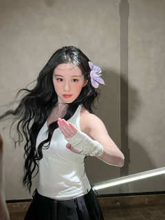 一身战损，一抹寒芒，将美强飒直接刻进DNA！