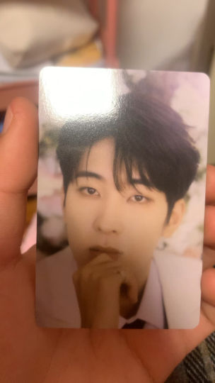 mini10克拉盘专辑50多收的 感觉里面的卡有点糊 问问真假 谢谢了