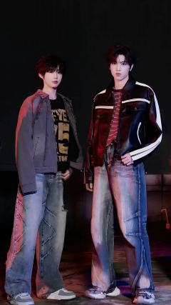 左奇函带桂恒上热搜 这一块 无人能敌
四帅一 世萌一 绝配