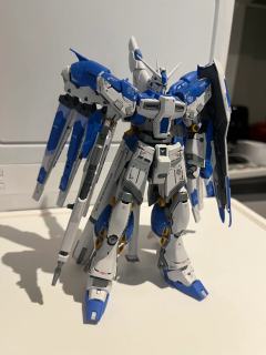 Rg四天王质量没得说。腿部联动非常的惊艳。造型也很好看。可惜