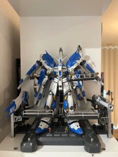 Rg四天王质量没得说。腿部联动非常的惊艳。造型也很好看。可惜