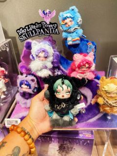 泡泡玛特的小马宝莉联名昨天又上台面了
复习了几篇手感攻略后想