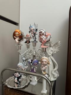 还有两个最貌美的还在路上没到！！疯狂期待