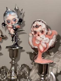 还有两个最貌美的还在路上没到！！疯狂期待