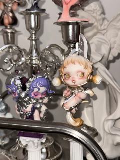 还有两个最貌美的还在路上没到！！疯狂期待