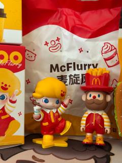 麦当劳让独家和泡泡玛特走在了一起