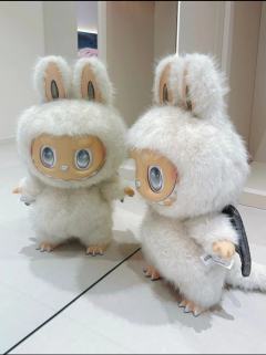 大天使拉布布，翅膀可动、眼神灵动
丑萌与仙气并存，手感与颜值