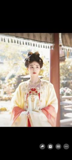 白鹿美照（希望白鹿能永远火下去）