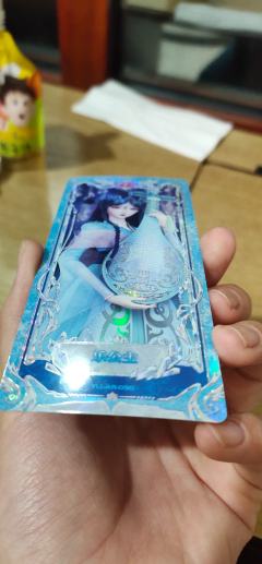 - 卡牌信息：叶罗丽灵犀包第26弹 AR卡，编号YLL-AR