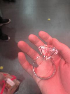 一场红温时抗拒又想逃，冷静时认可并接受的游戏。
毕竟，我罪有