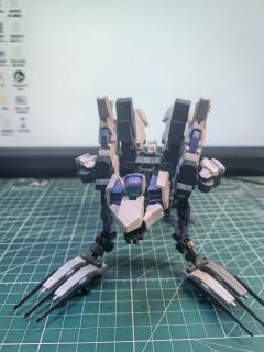 型号： Rz Liger G
所属阵营：拜隆军
代号：芬里尔