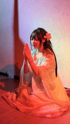 “蚍蜉虽微，亦敢撼树；草芥虽轻，亦有锋芒”

🏠店铺:浮世