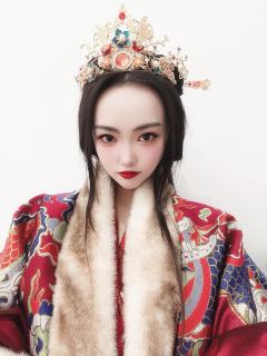 “求神不如求己，求己不如求我赵明合”
体验剧本：《求己》
体