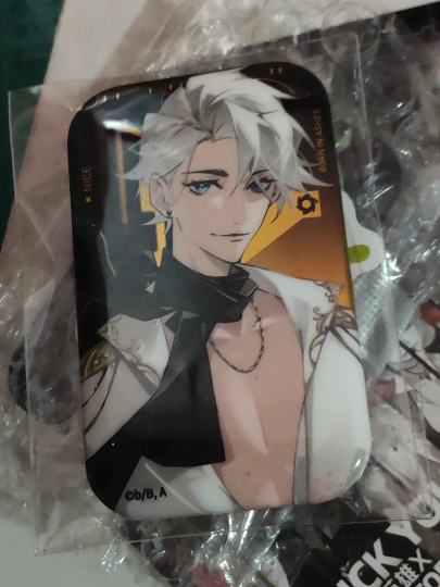 哈哈哈 主推哈哈哈 加油(其实我是端盒🥺)