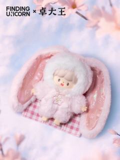 🧣🍊🐱🐰🌸🍎✨
当窗户蒙上冬日的雾气
阿卓把雪花