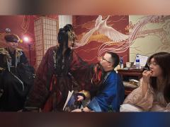 既然阁下盛情设宴，那在下唯有请君入瓮，共赴这场鸿门宴了。某种