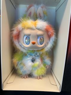 白皮Labubu好看，感觉实物比图片好看多了