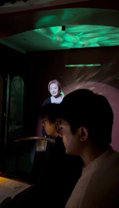 「伯利恒之星，会永远照亮你未来的路。」

剧本名：归途七万里