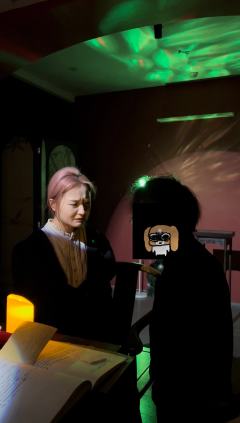 「伯利恒之星，会永远照亮你未来的路。」

剧本名：归途七万里