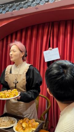 「伯利恒之星，会永远照亮你未来的路。」

剧本名：归途七万里