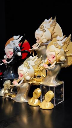 大家更喜欢哪个呢？个人还是最喜欢闭眼的sp，充满神秘感