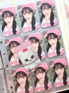 晚上把这一页翻开都不用开灯了，收着收着就九宫格了，赶紧存档一