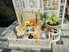 labubu温馨小屋
沙发玩手机的老大
床上裹被子的老二
地