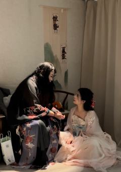 「弟弟，为什么不让我再抱你了？」

剧本名：同归
体验角色：