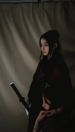 「弟弟，为什么不让我再抱你了？」

剧本名：同归
体验角色：