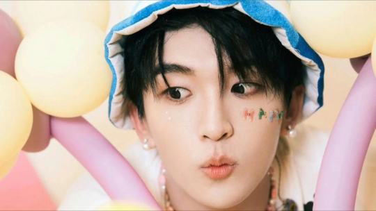 堡堡们可让我火一次吗，虽然我主担不是黄子，但我也很喜欢他，是副担